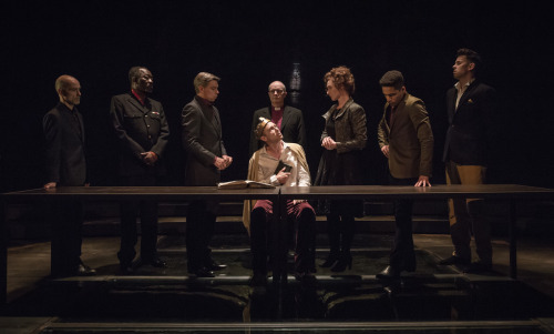 theatreisgoodforthesoul:“Richard III” by William ShakespeareAlmeida Theatre, 2016Starrin