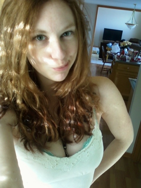 groovypeach:  I feel pretty today. I want to present my face. :} I just have a fascination