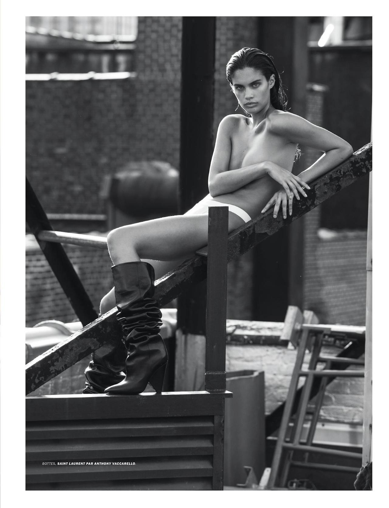 playmatepetsgals:  Sara Sampaio - TopModel - Portugal - 32Cnatural - LUI2017