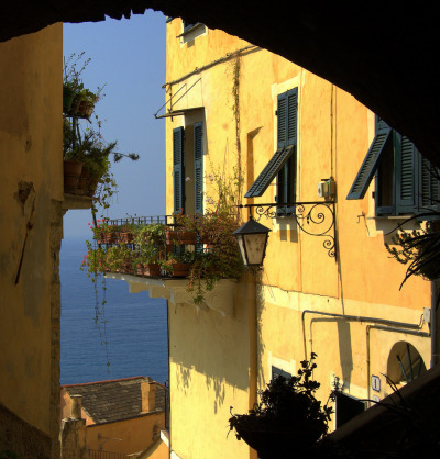 allthingseurope:
“ Cervo, Italy (by Funchye)
”