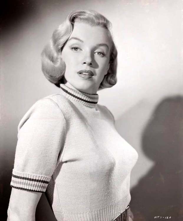 perfectlymarilynmonroe — Marilyn Monroe posing in publicity stills