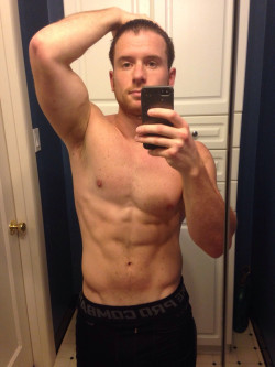 damnhugecock:  Wanna view more? http://ift.tt/11wEQv9