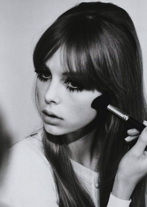 chamanka:  supermodelgif: Edie Campbell photographed by Jessie Lily Adams for Lula