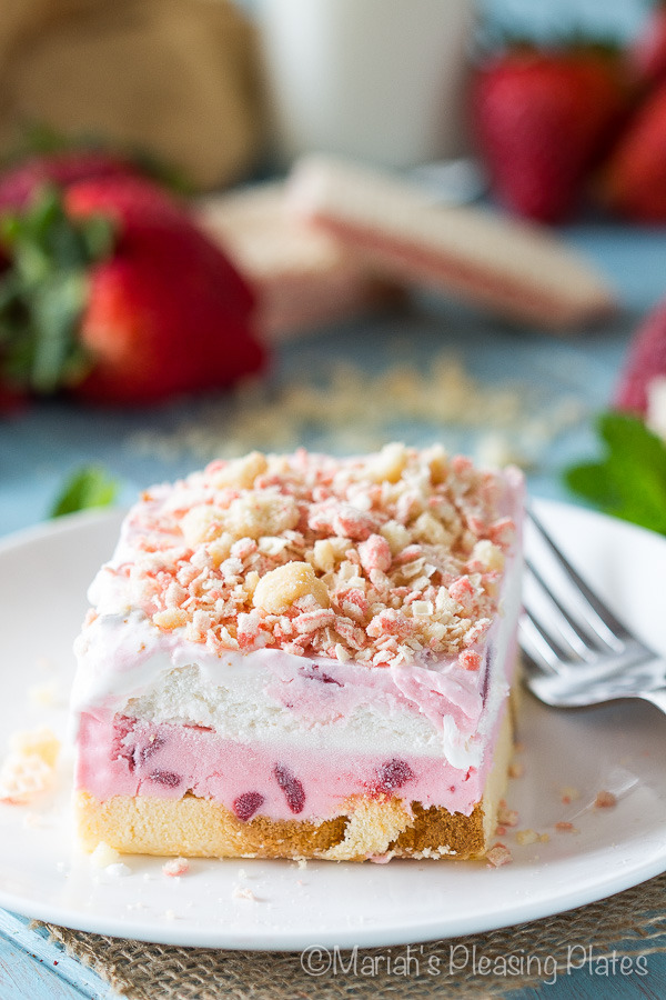 cakesonholiday:  Strawberry Shortcake Icebox Cake