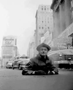 wehadfacesthen:  Art Carney posing in a manhole