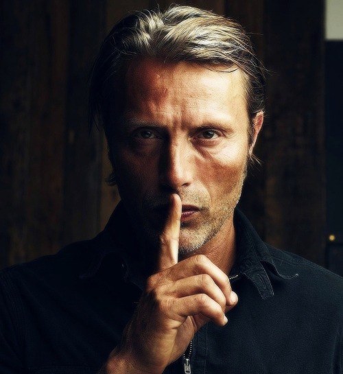 currently-obsessed-with-mads:  fav photo session - Session 081