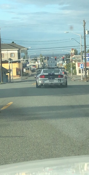 Just spotted this bad boy rolling through town, I honestly hate spoilers but this dudes mustang is tricked out 