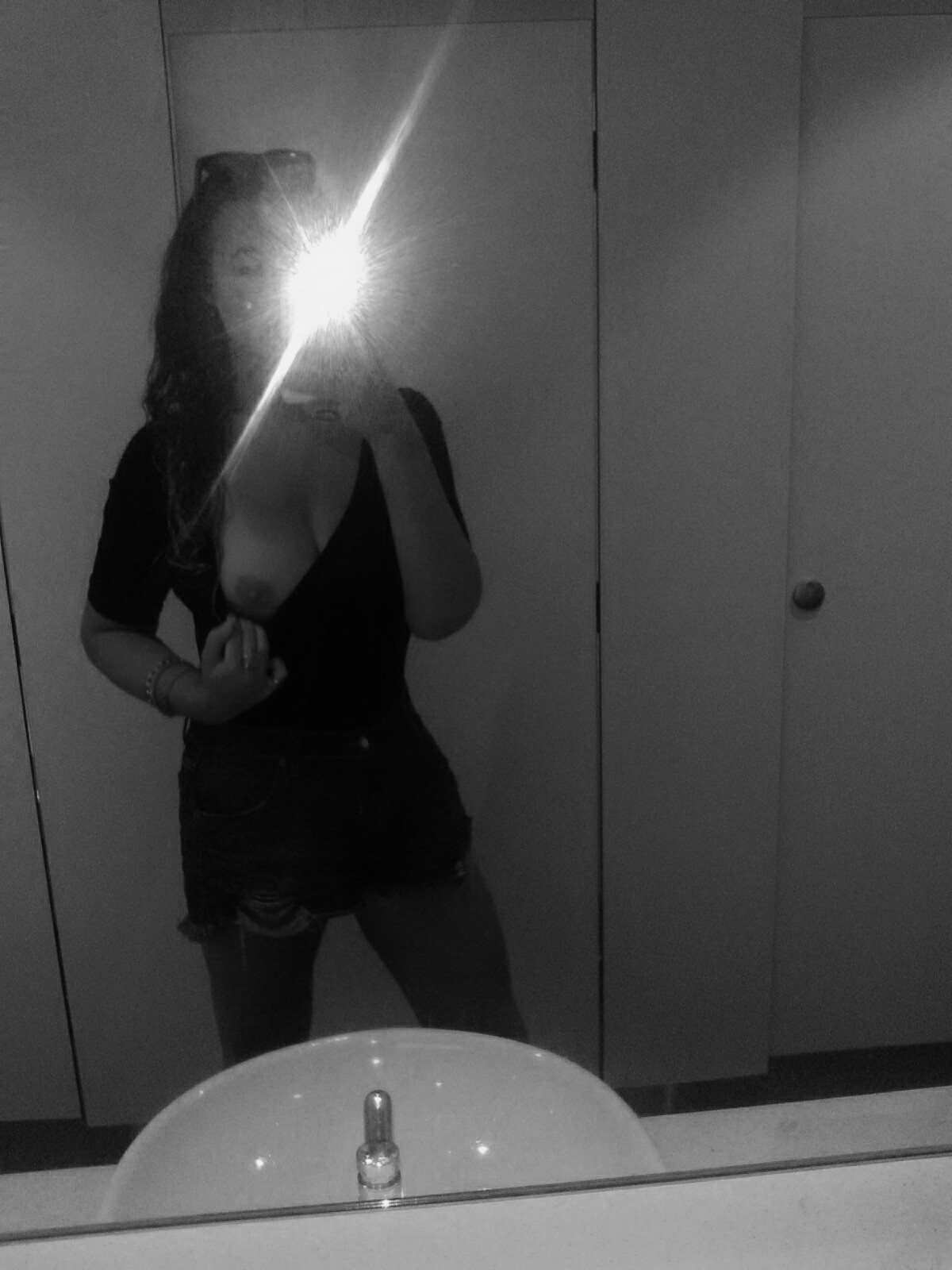 lcwckink7:Sunday night toilet flash ✨⚡