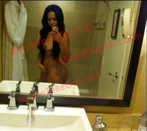 junebezzy:  Deelishis adult photos