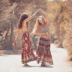 beas-little-boho-corner:  Dance like no one