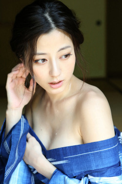 tokujiro:  Yumi Sugimoto