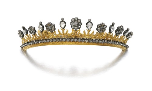 fashionsfromhistory:Tiara/NecklaceEarly 19th Century NetherlandsSotheby’s 