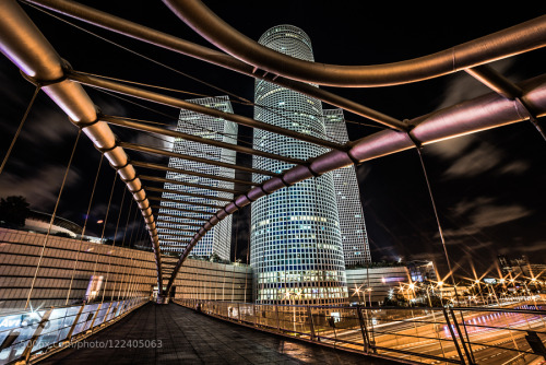 morethanphotography:  City Way by Isamtelhami 