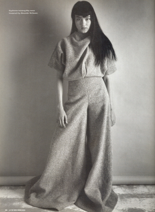 archivings:  It’s called a heart, Kayshonne Insixien-May photographed by Takay for i-D magazine no. 247 September 2004 