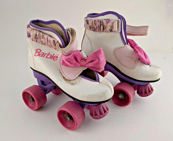 Neuken Leia efficiënt Old School Barbie — 90s Barbie Rollerskates