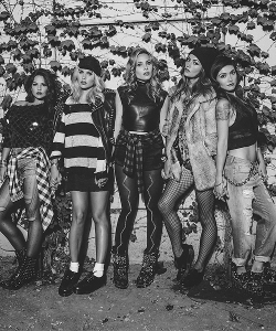 ashbzo:     the originals ladies – nylon