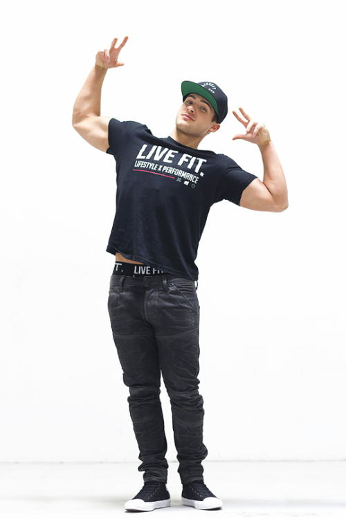 CODY CHRISTIANLIVE FIT. Apparel: Lifestyle x Performance › 2016