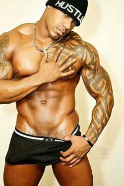 blackmalefreaks:  B.M.F #TeamFreak #TrickOrTreat 