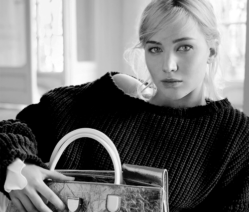 j-lawperfection:  Jennifer Lawrence photographed by Mario Sorrenti for Dior S/S 2016