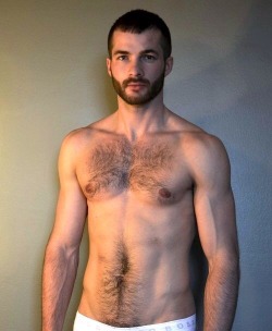 walkinghardon:  sexyotters:  http://walkinghardon.tumblr.comcome stare at hot guys with me. submissions encouraged.