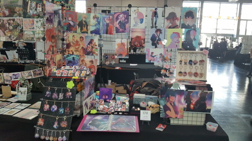 my phone wouldn’t let me upload pics the other day, anyway thanks to everyone who dropped by at Dokomi, u were all so nice!! <3 I hope I wasn’t too awkward in person haha;;I wish I had had more time to visit other booths and walk around the con