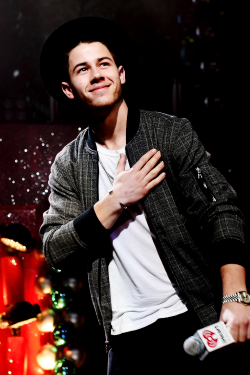  Nick Jonas speaks onstage at 101.3 KDWB’s