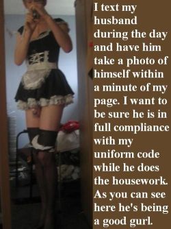 sissycuckcumdump:  xxemosissypoppyxx:  All women can keep men this way if they desire it.  Need to find a woman to do this to me