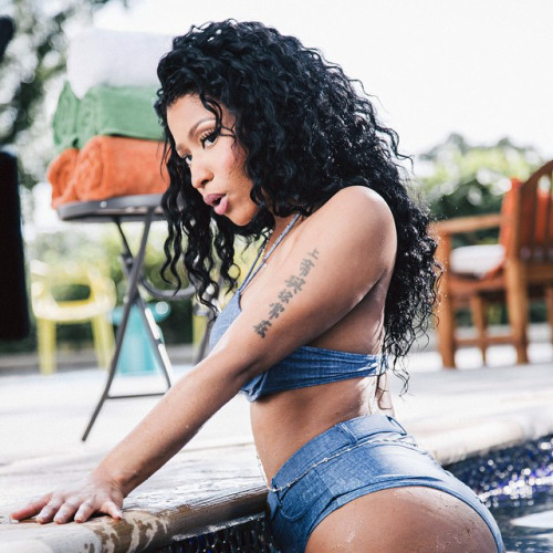 ofcourseblackisbeautiful:allnicki:All Eyes On Me Video Shoot-OMG