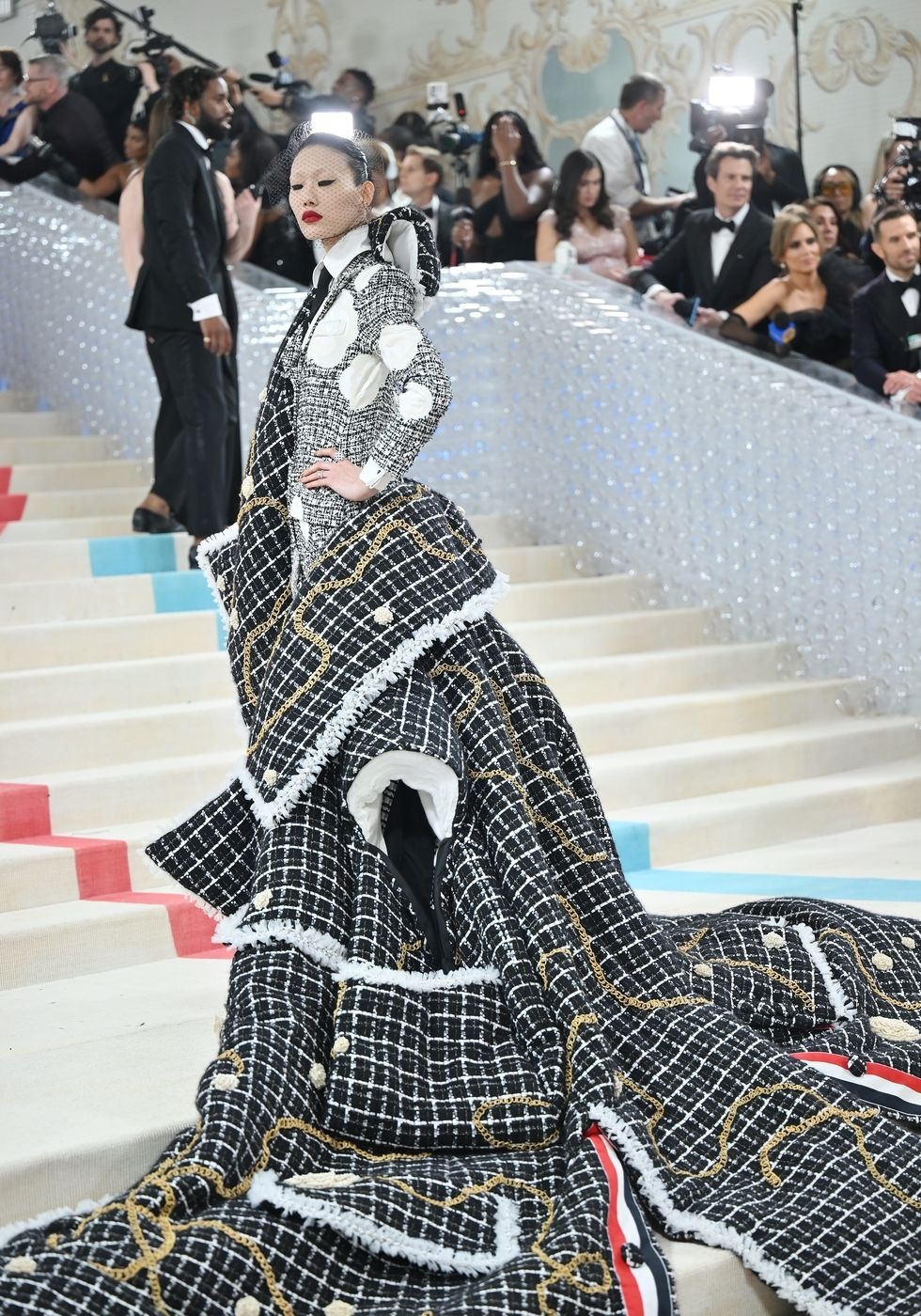 Model Sora Choi at Met Gala dons futuristic outfit posing with