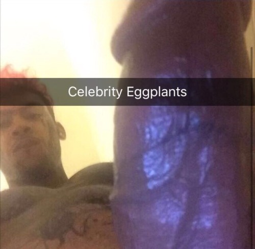 phillynigga007:  blackveilbarb: gotdatass:  I love him omg  Need more tho  Daddy