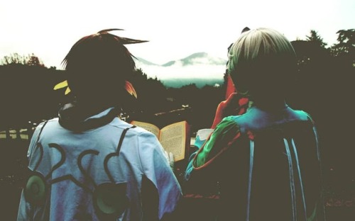Adventure is waiting for us! Me as #mikleo and @nekomeowing as #sorey from the game #talesofzestiria