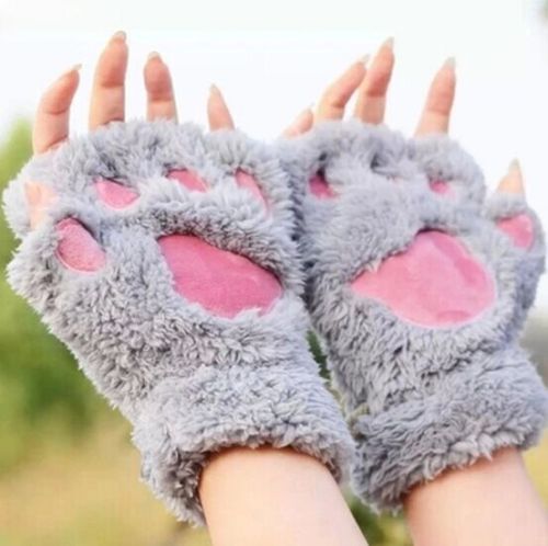 bluetyphooninternet: Fashion Accessories For Christmas gift   Rings: Eye // Superman >> More Here  Rings: Rainbow // Paw   >>   More Here   Necklaces:  Predant // Letter   >>   More Here  Bags:  Cat // Moon   >>   More Here 