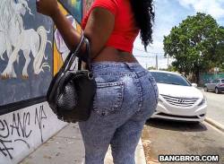 hdbangbros:  Big Black Booty From The D Gets Fucked In Miami - @DiamondMonroe86 Video - http://goo.gl/b0Vv6n      