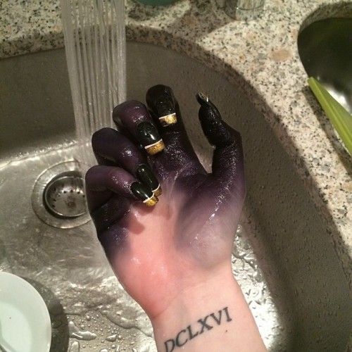 overnight-shipping:  sharkchunks:  metal-rican:  ghostoflalonde:  So uhh, my clothing dye ate through my gloves…..  +3 spellcasting +1 summoning EFF: 2XDAM vs undead  The tattoo makes it more demonic than undead.  200% dragon. 