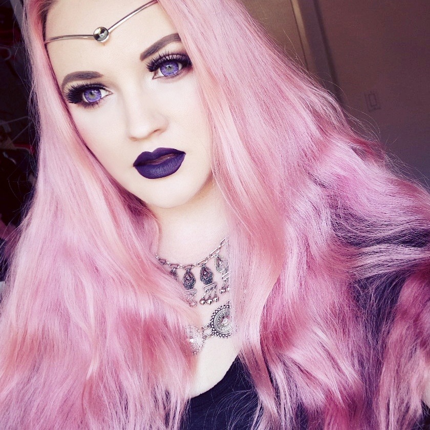 disneylandsprincess:  Sea Siren 