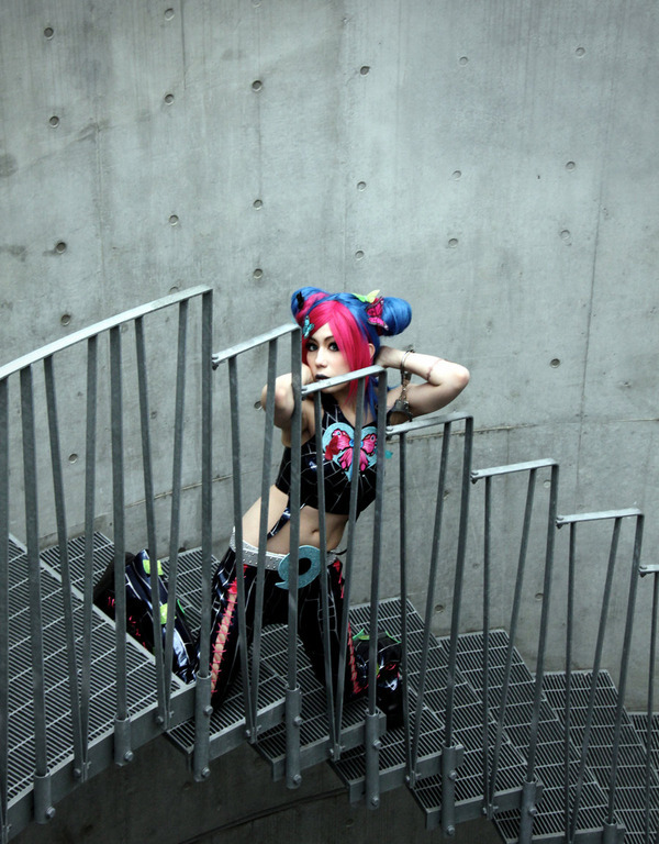 supersexualtyrannosaurus:  Jolyne Kujo  Cosplay by icocos