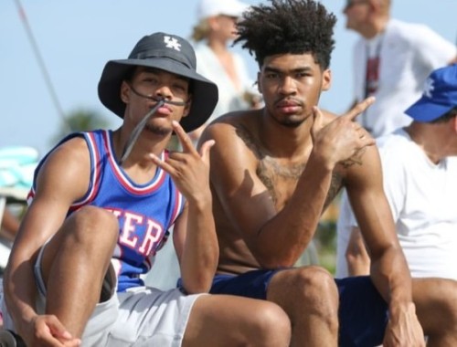 downtofuck513: br0mancebooty: Quade Green giving basketball bromance x booty