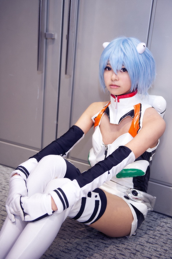 hotcosplaygirl:Cosplay girl