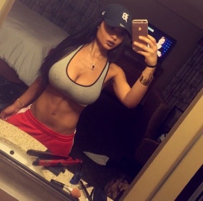 yeezys-girl:  yeezys-girl.tumblr.com 