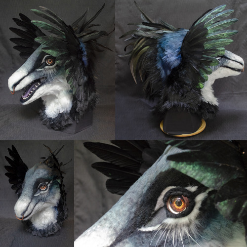 A commissioned mask - a fantastical raptor design belonging to @LimeyPie on twitter! Definitely one 