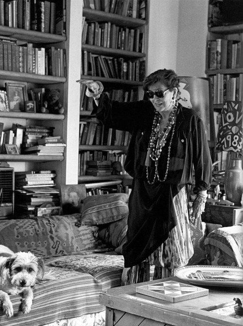 Maxime de la Falaise in her Manhattan apartment, photographed by Ivan Terestchenko, New York, 1993.