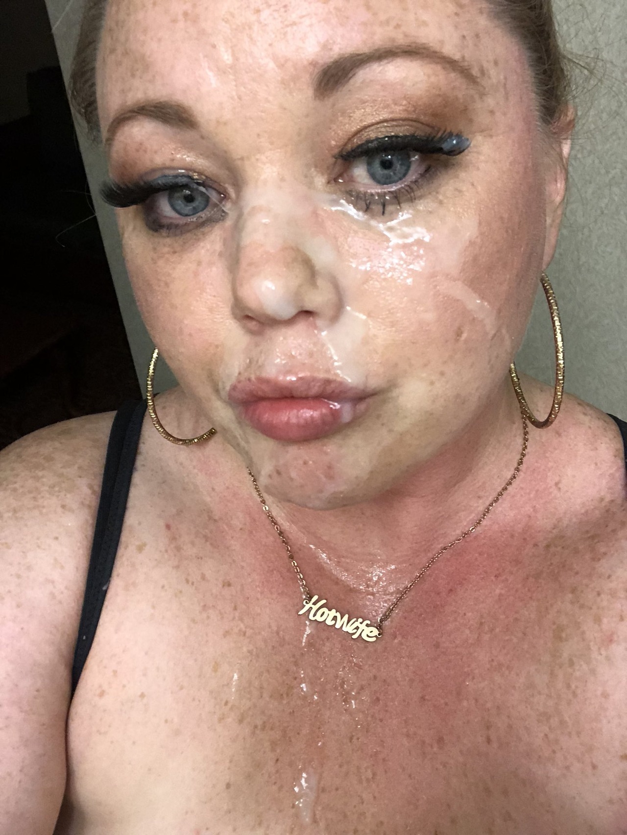 swaggtown862:  Cum loving slut