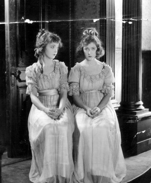 Dorothy & Lillian Gish Nudes & Noises