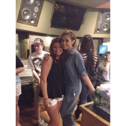 jasminev-news:  June 5th: (more) Jasmine with some fans at her EP listening session in New York 