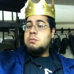 All hail King Jon of Lehman. Successor to King Luis @bridgetpalmer @theheartbreakkid89 @yourfavwebhead @thatkidmagik  (at Lehman College)