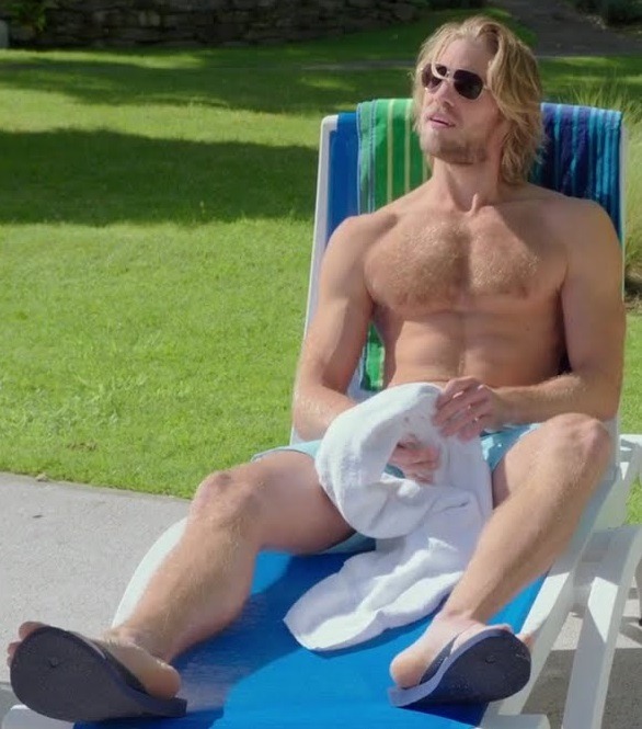 hotashellcelebmen:  More here :http://shirtlessmenontheblog.blogspot.fr/2017/09/matt-barr-shirtless.html