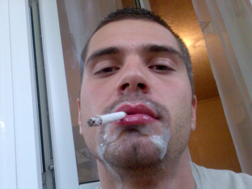 ncsmokerdude:  Apparently also a pole smoker.  Yum.