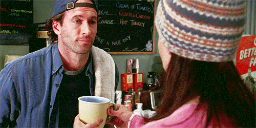 filmtvdaily: “Junkie.” “Angel. You’ve got wings, baby.”GILMORE GIRLS | Pilot, 1.01