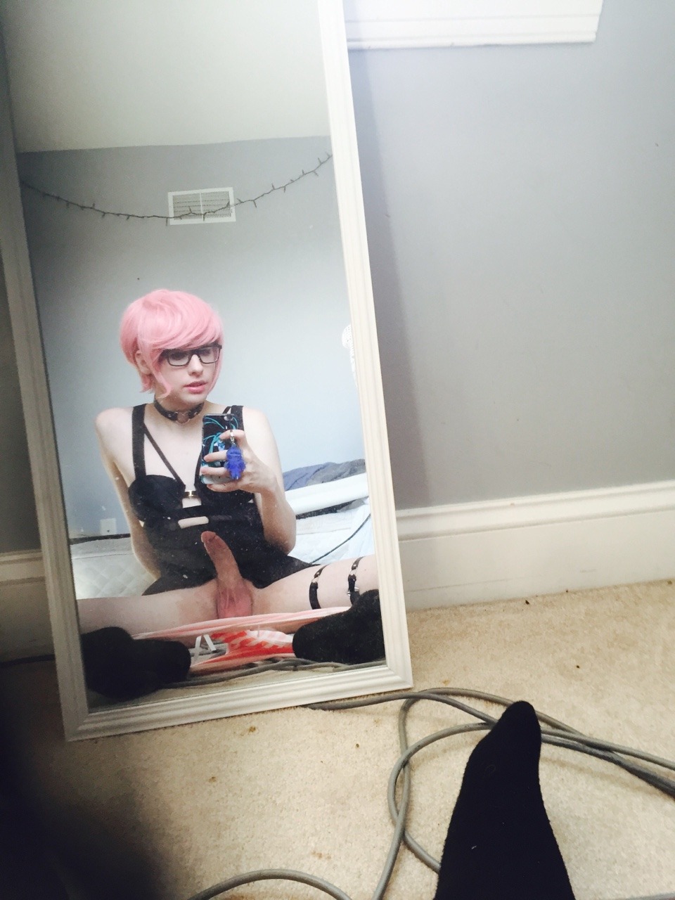 futanarikitten:  Pics of my cute feminine cock &lt;3