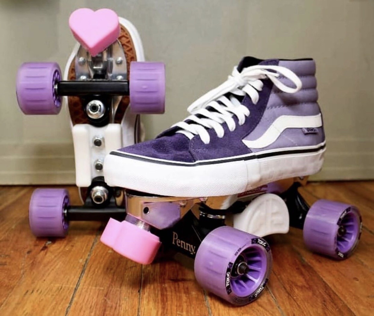 vans custom roller skates